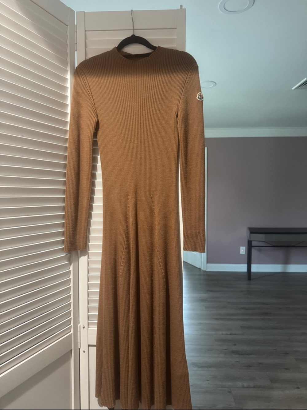 Moncler Ribbed Long-Sleeve Maxi Dress - Camel Brown
